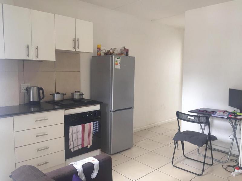 1 Bedroom Property for Sale in Kensington Western Cape